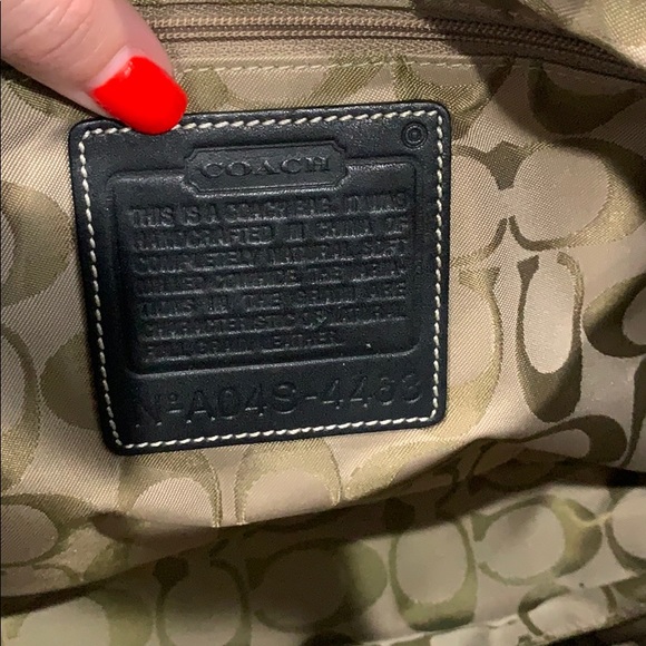 Handbag - Picture 3 of 4